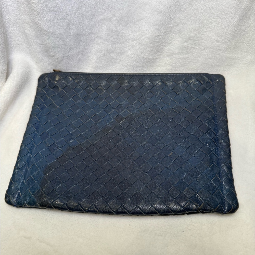 Bottega Veneta Intrecciato Clutch
Bag